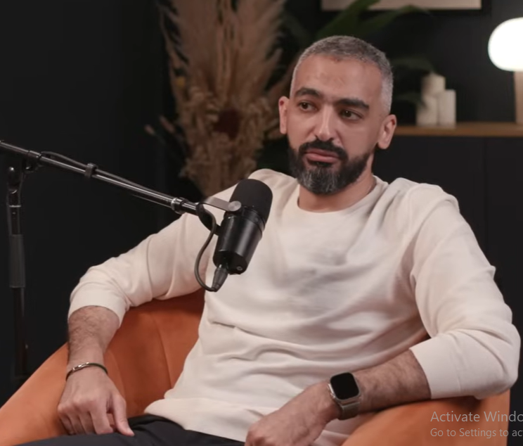 الشغف يحرك الهواه و المسؤليه  تحرك المحترفين